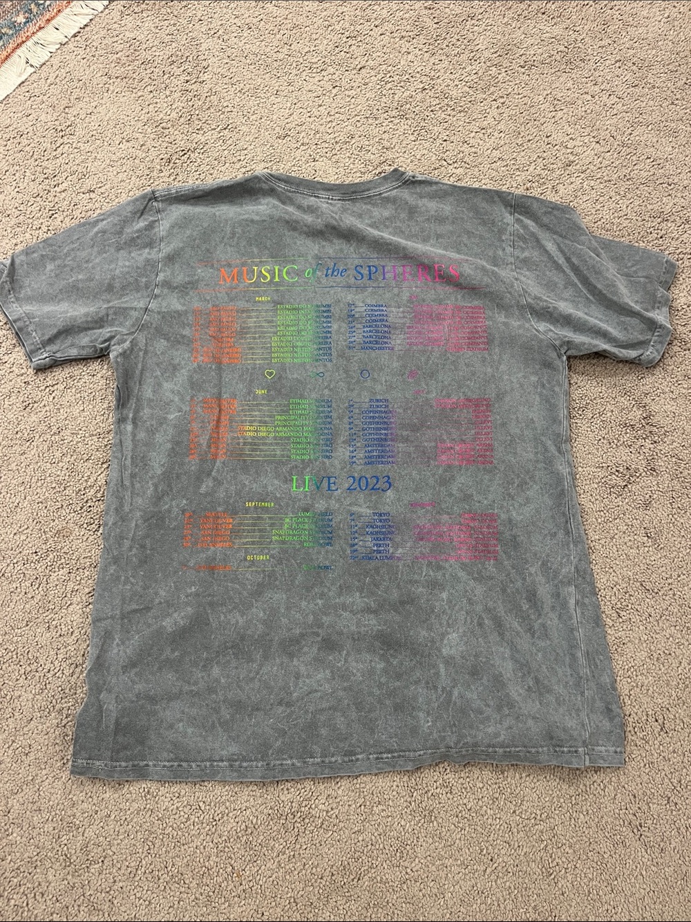 Coldplay 'Music of the Spheres' Gray Graphic Tee - Picture 4 of 5